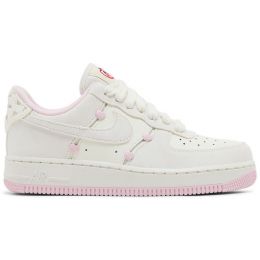 Nike Air Force 1 Low Valentine's Day 2025